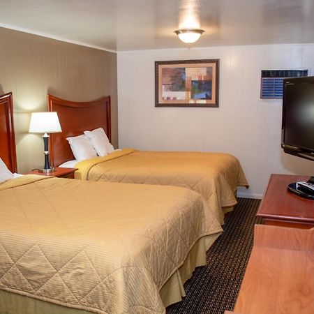 Oregon Motel 8&RV Park Klamath Falls Exterior foto