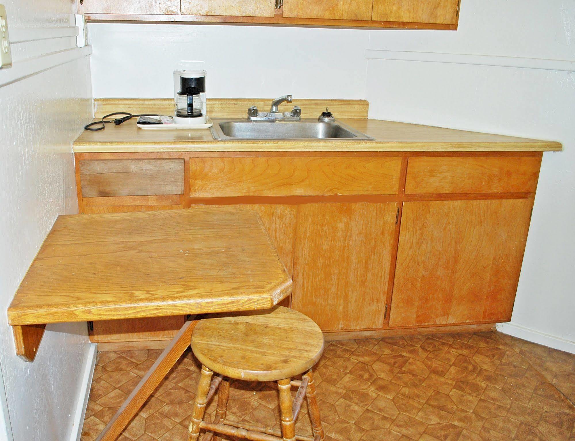 Oregon Motel 8&RV Park Klamath Falls Exterior foto