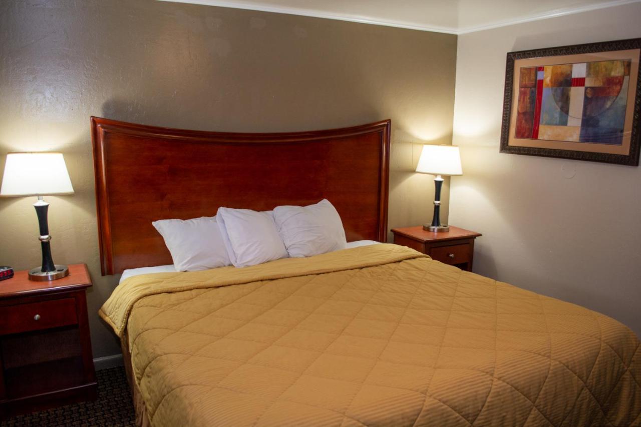 Oregon Motel 8&RV Park Klamath Falls Exterior foto