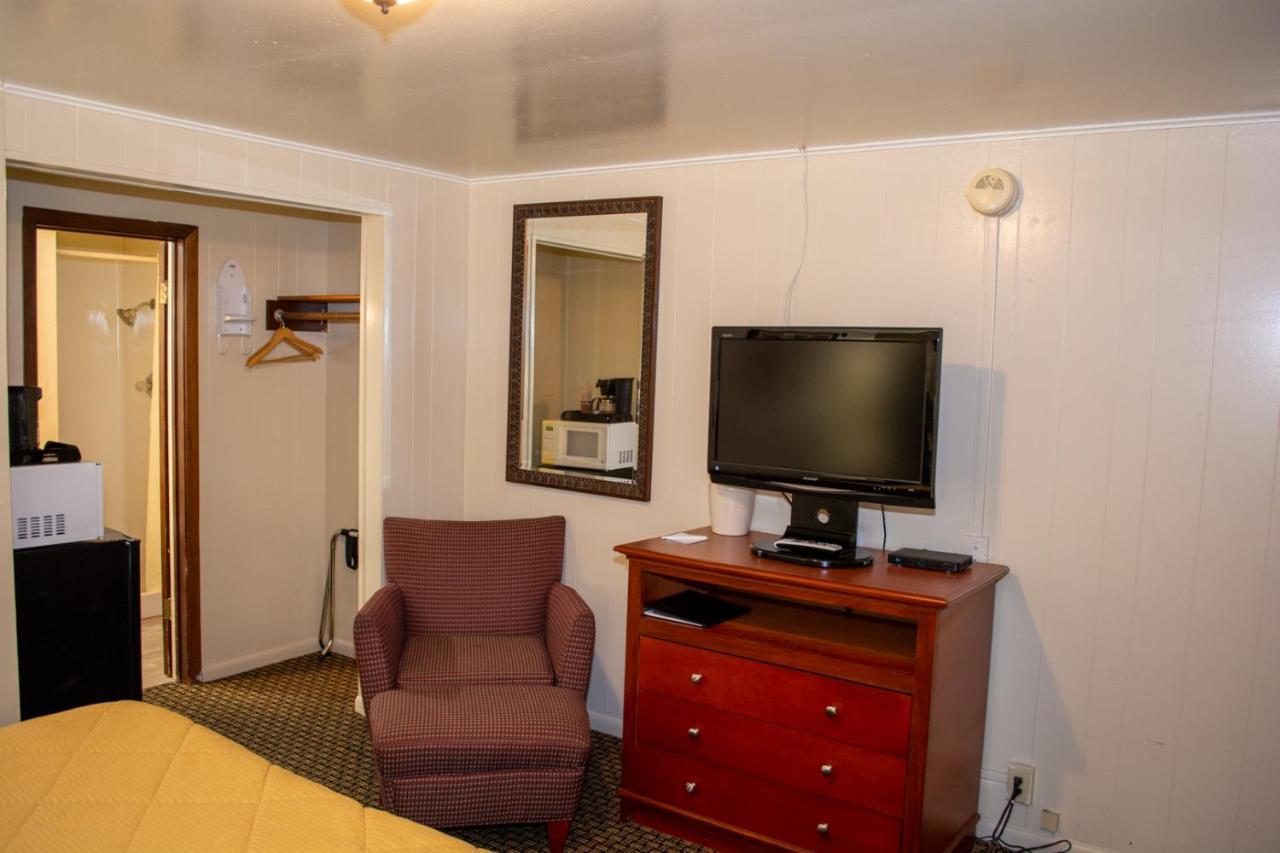 Oregon Motel 8&RV Park Klamath Falls Exterior foto