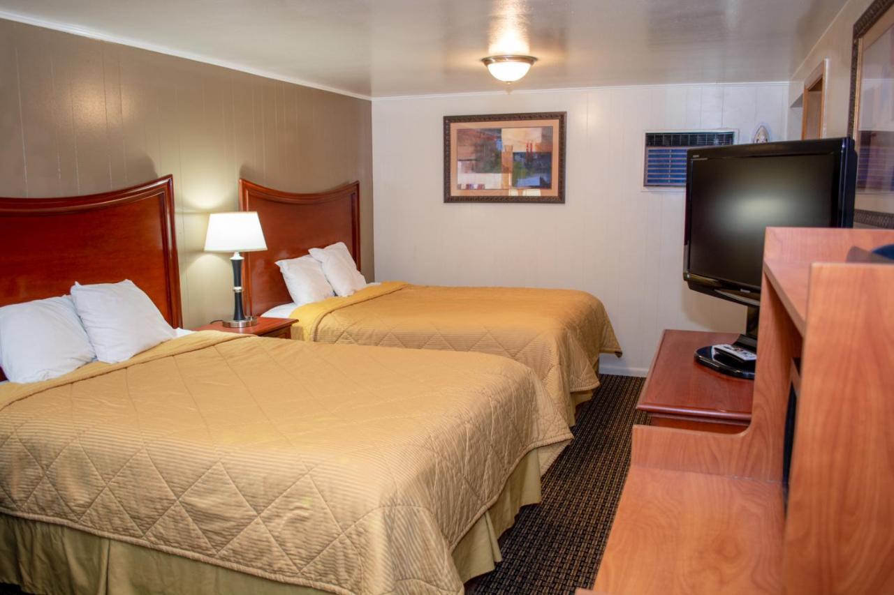 Oregon Motel 8&RV Park Klamath Falls Exterior foto